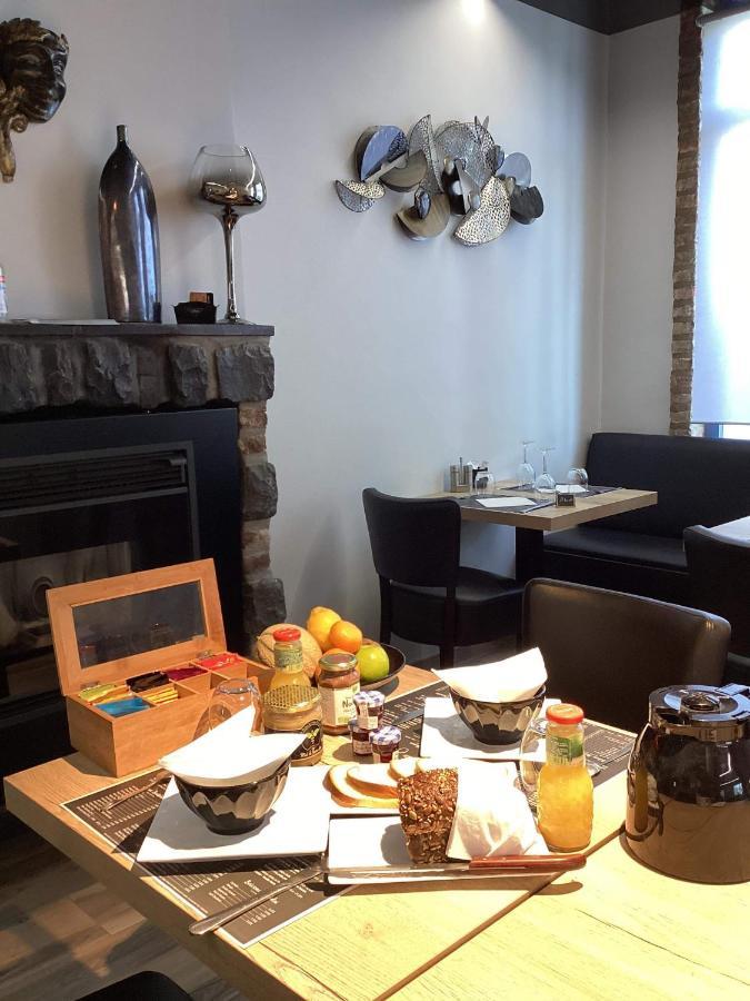 Auberge De La Voute Chooz Екстер'єр фото