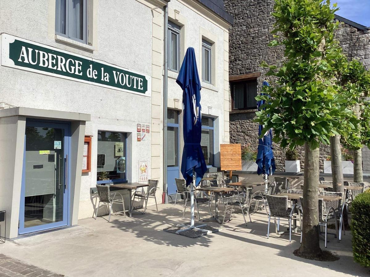 Auberge De La Voute Chooz Екстер'єр фото