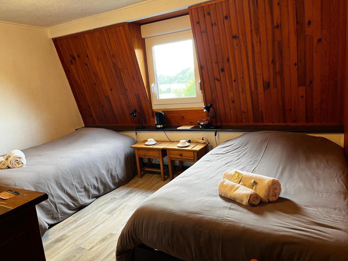 Auberge De La Voute Chooz Екстер'єр фото