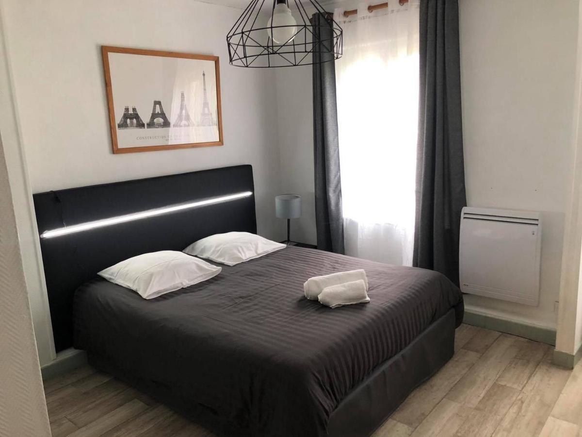 Auberge De La Voute Chooz Екстер'єр фото
