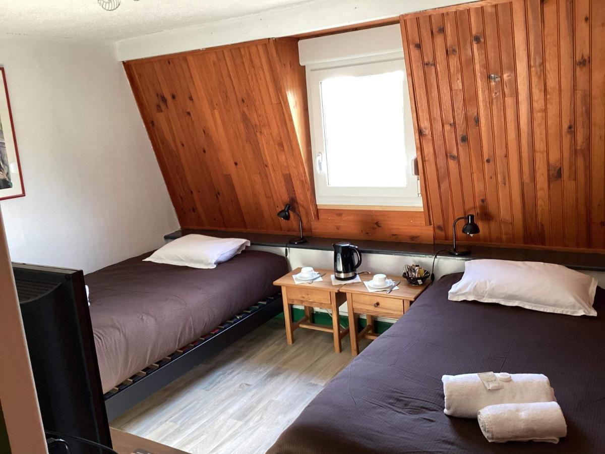 Auberge De La Voute Chooz Екстер'єр фото